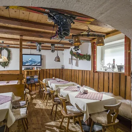 Haus Tirol *