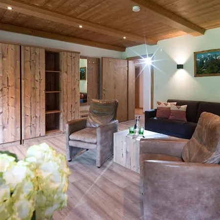Haus Tirol Apartman